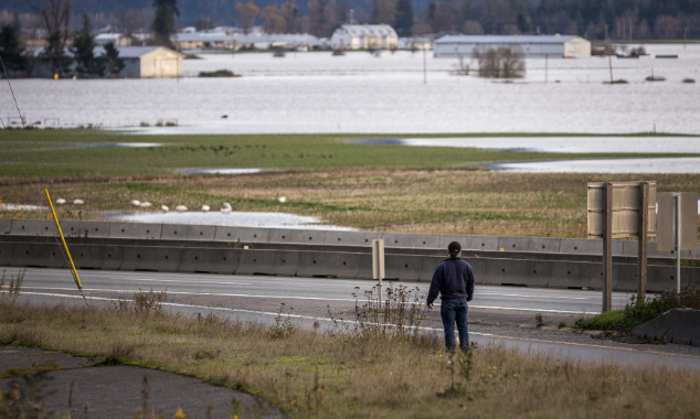 Disaster_Relief_PNW_Flooding_Landing_Page-4-AdobeStock_572810607_634x380