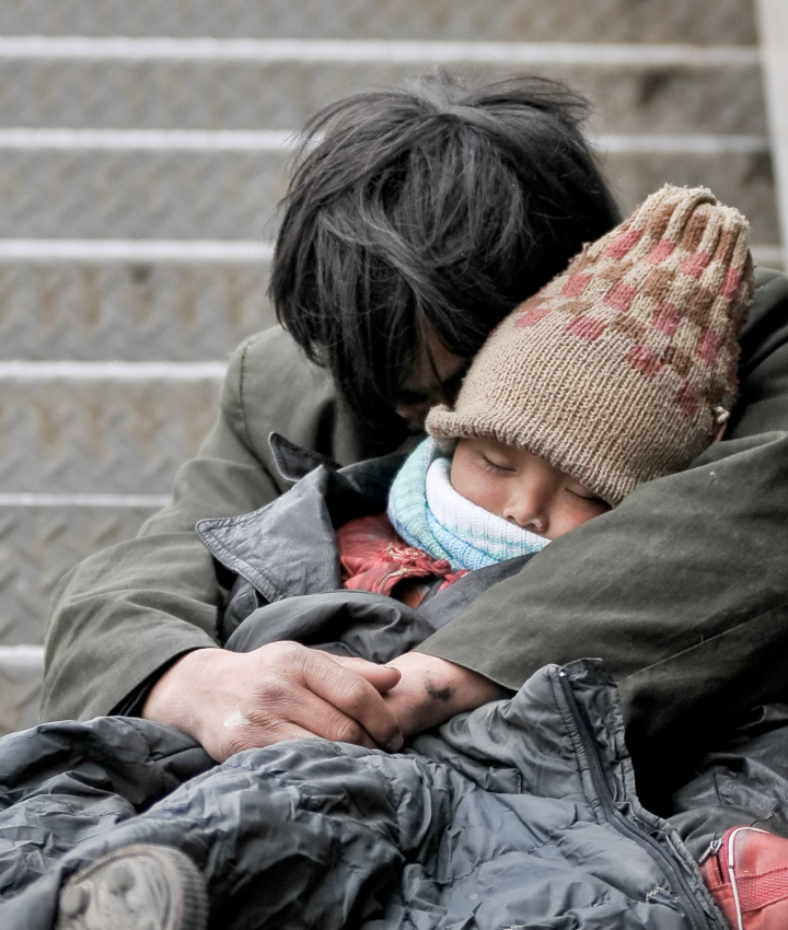 Website EOY-CYG-UnhousedAmericans-10-20251112_iStock-458467299-720x850