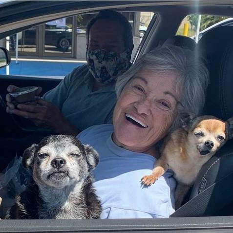 Family with Two Dogs in Car  Smiling with Rachael Ray Nutrish_©San Diego Humane Society_RB Coronavirus Relief-square