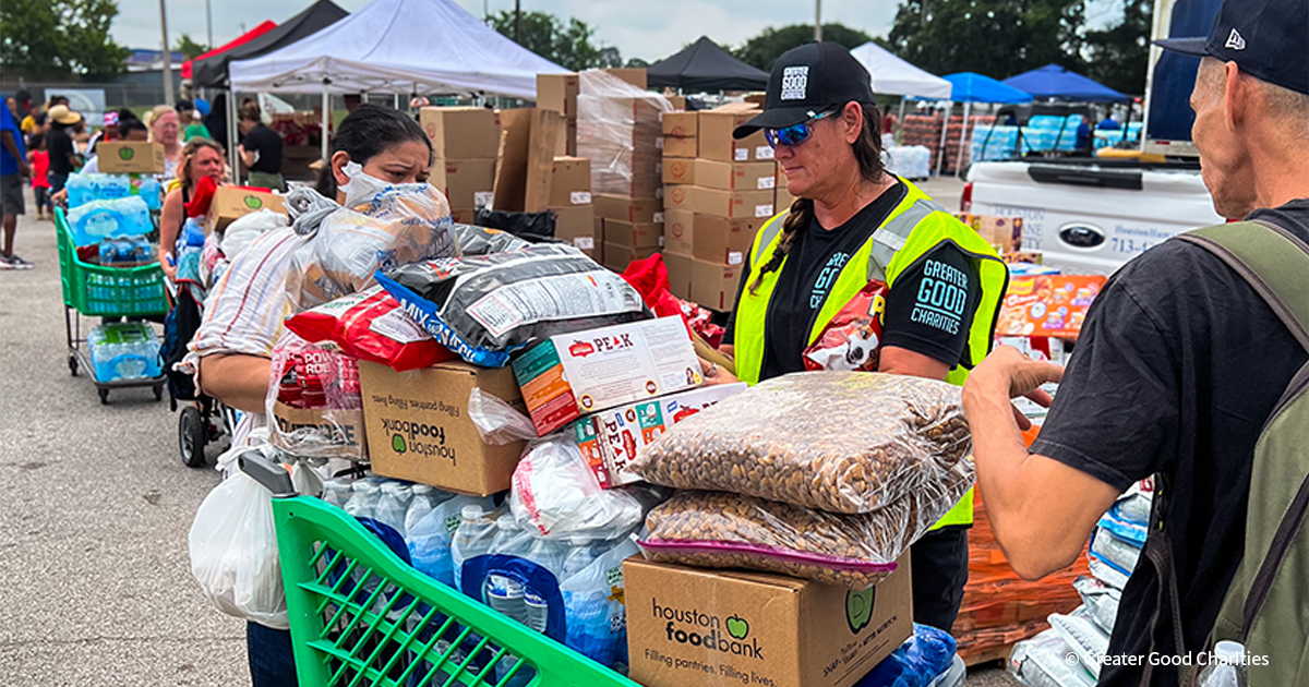 Help Fill the Gap: Why Pet Food Matters as SNAP Benefits Threaten to Expire