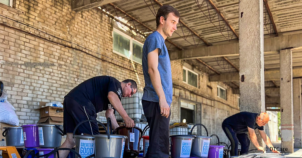 Hope in Times of Crisis: Delivering Hygiene Kits to Ukrainians in Need