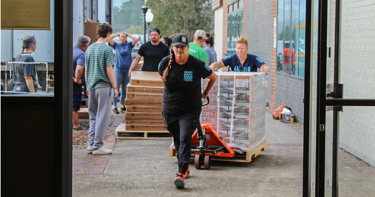 VS-Photograph_20241004_DRD_HurricaneHelene_Asheville_001_FEATURED_©AshevilleHumaneSociety