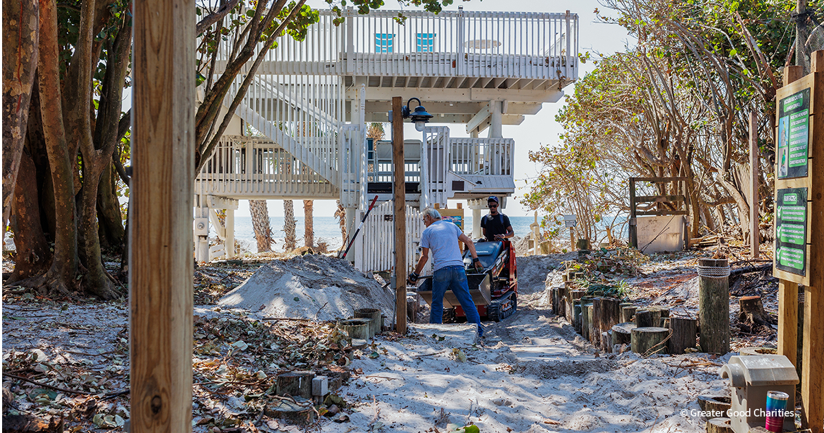 Supporting Wildlife Recovery: Cleanup Efforts at Seaside Seabird Sanctuary