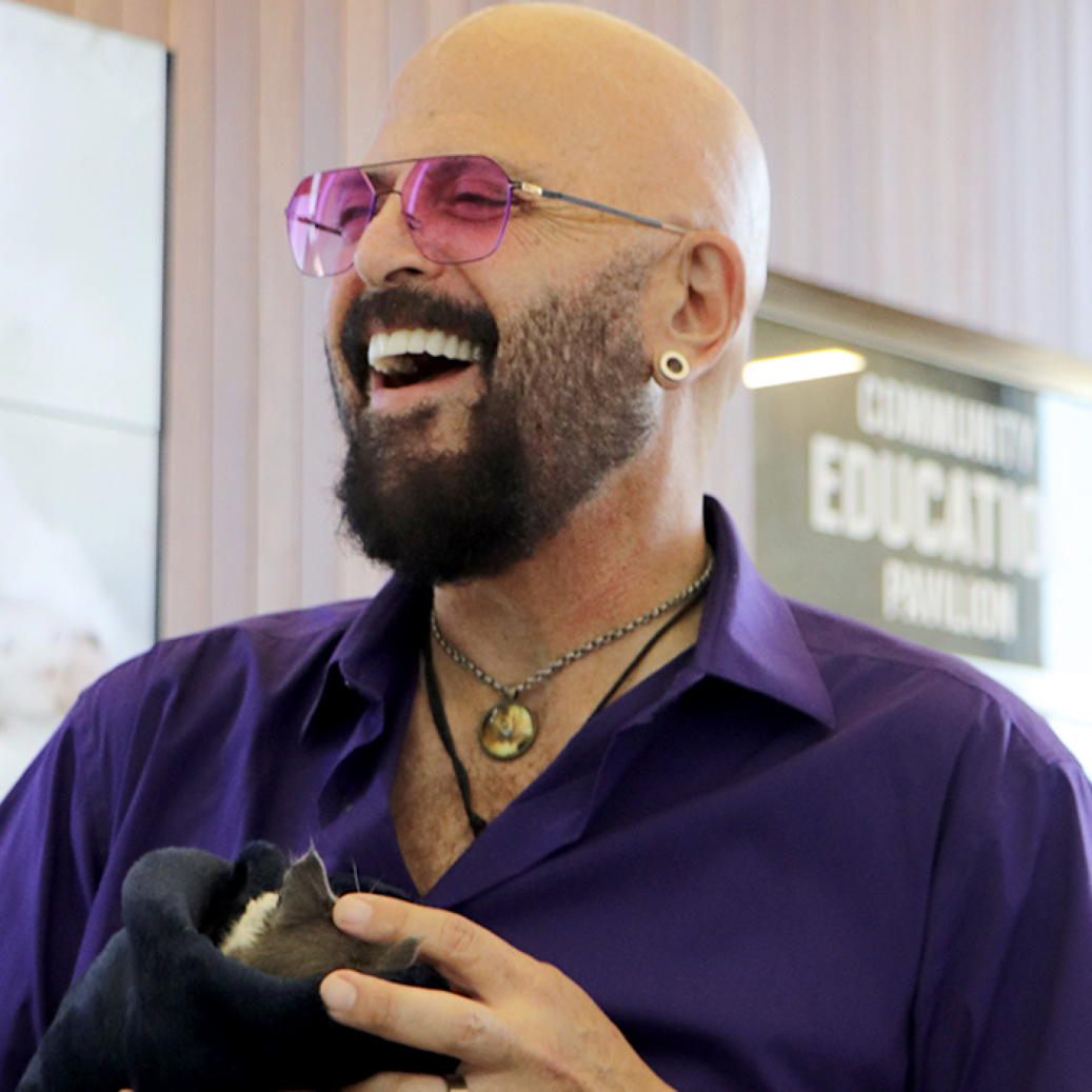 cat-pawsitive-360-jackson-galaxy (1) copy